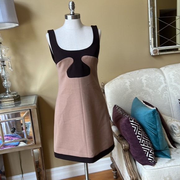Tory Burch dress. Like new condition. - Picture 1 of 7